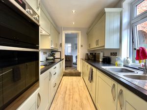 Kitchen- click for photo gallery